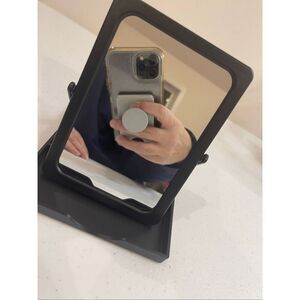Mary Kay traveling mirror in mesh bag new